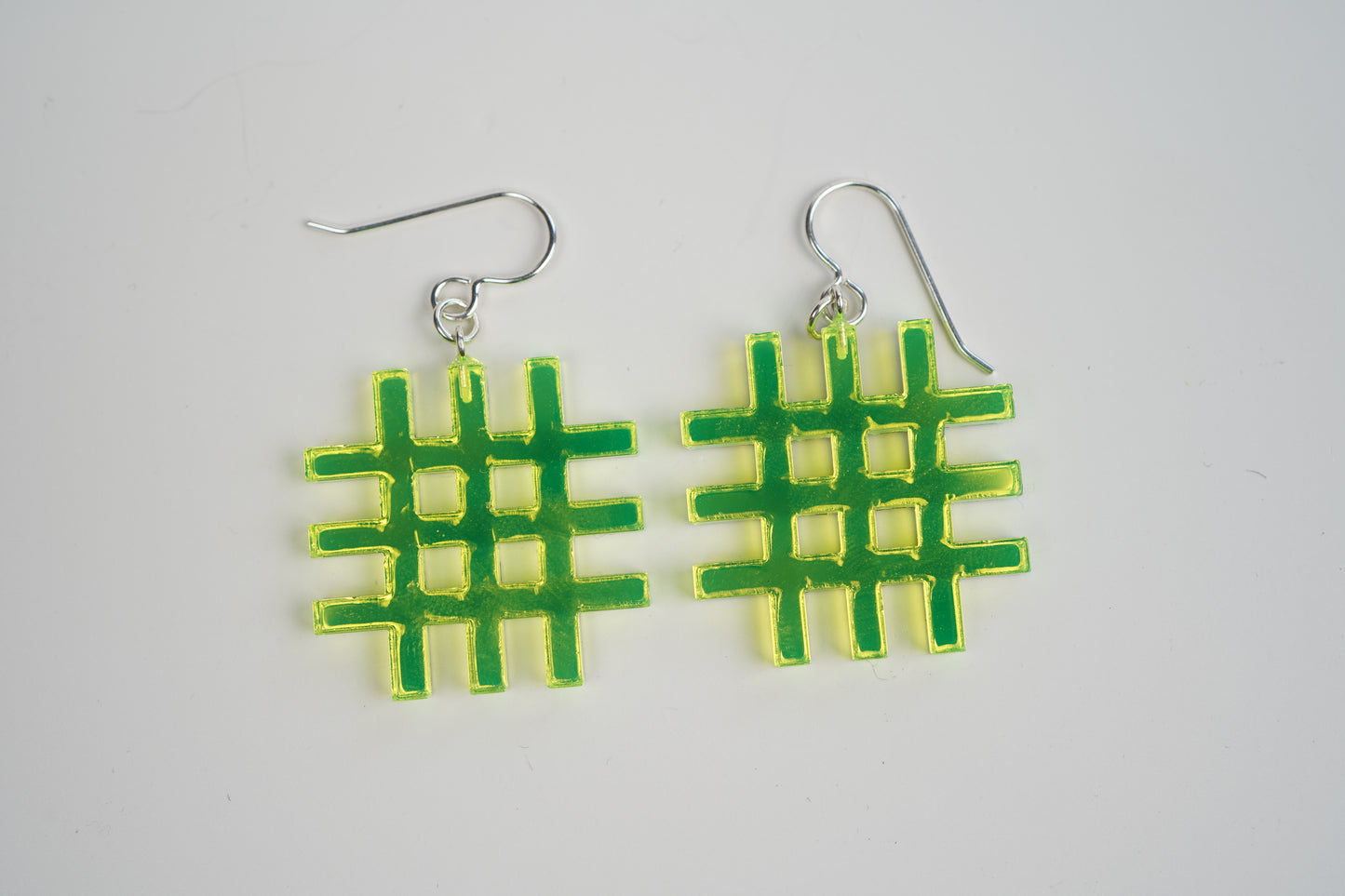 Pound SIgn Grid Dangle Earrings