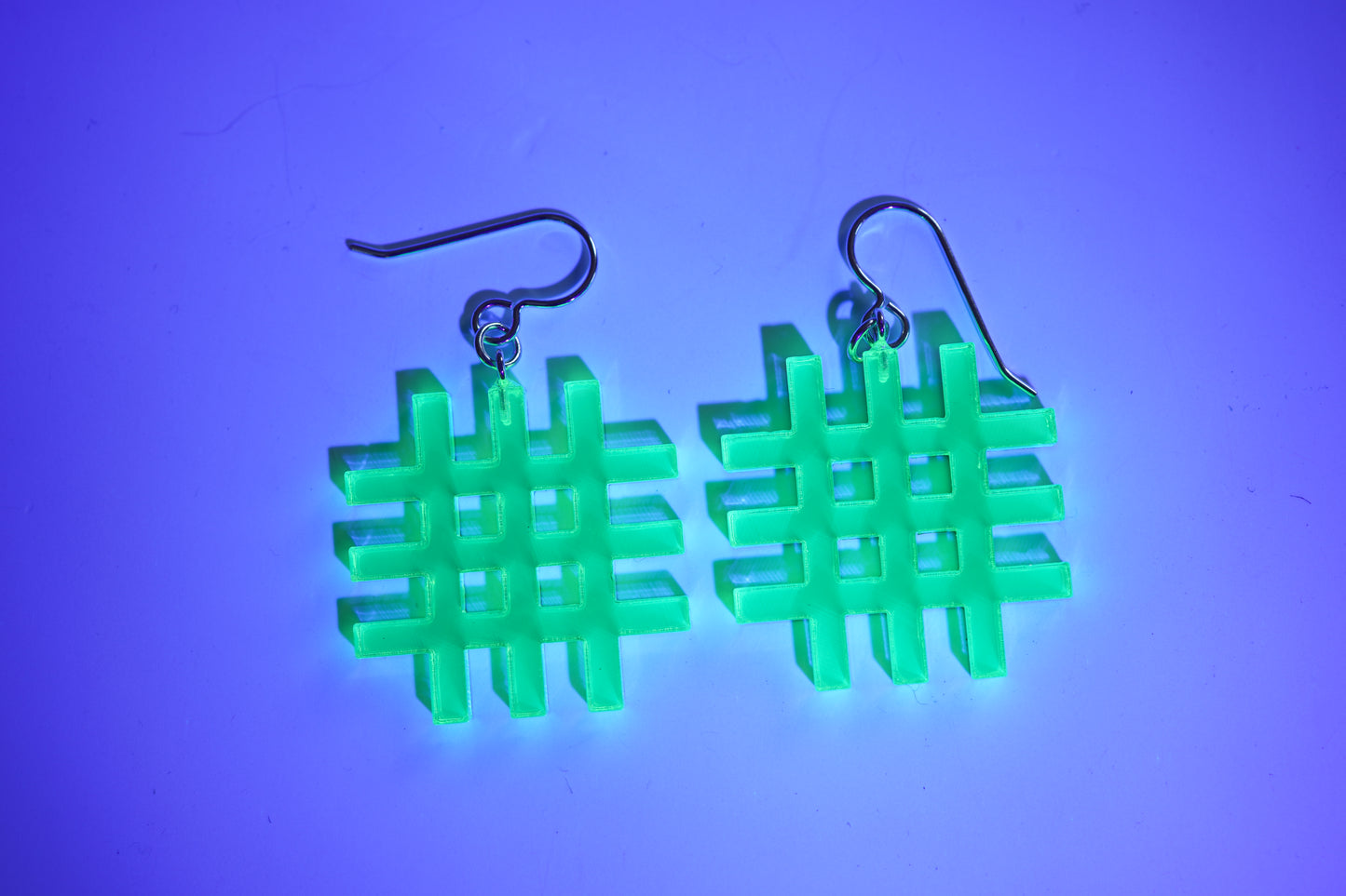 Pound SIgn Grid Dangle Earrings