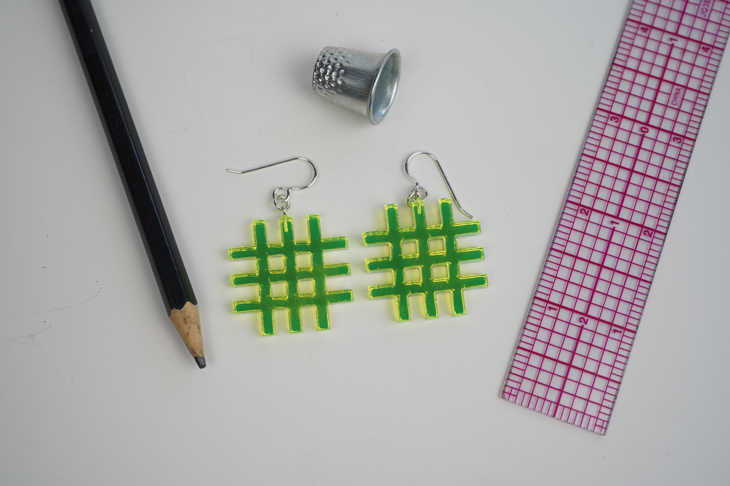 Pound SIgn Grid Dangle Earrings